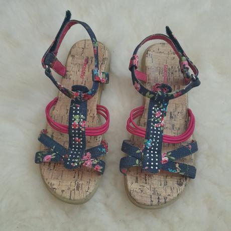 Sandálky, graceland,33