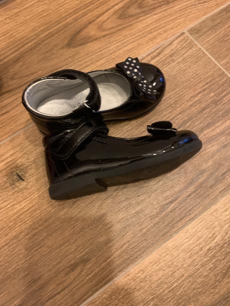 Topánočky k satam, 23