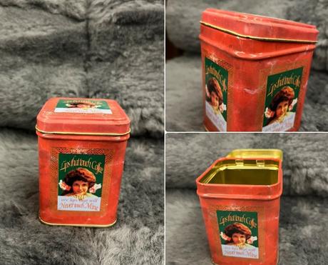 Retro plech. nadoba na kavu/caj - lips that touch, 