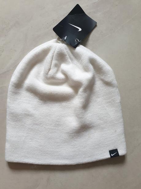 Dámska čiapka , velkost uni, zn. nike, nike