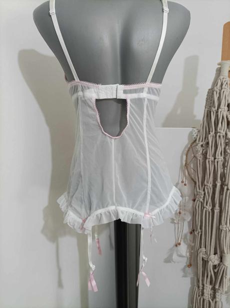 Podväzkový top + tangá, new yorker,<50 / 80b / m