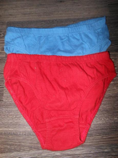 2 x slipy 116/122, f&f,122