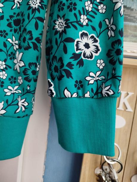 Hrubšia mikina 140/146, bonprix,140