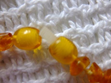 Jantárový náhrdelník pre dieťa,