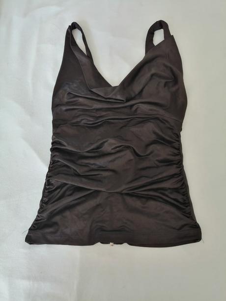 Elegantný top, s