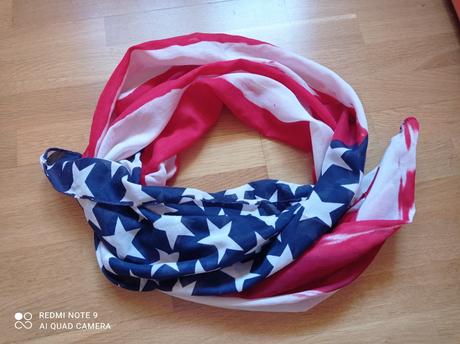 Šatka s americkým vzorom, reserved