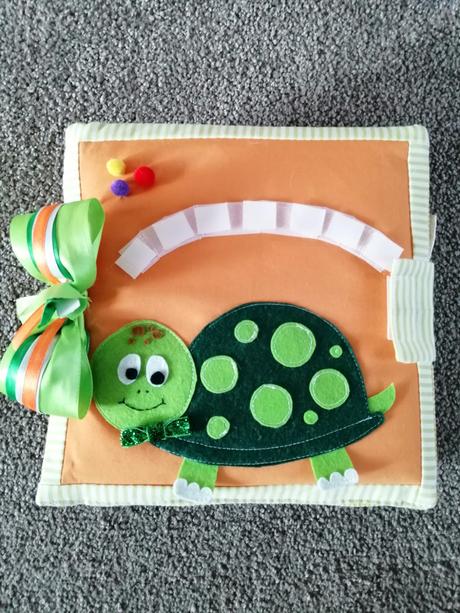 Šitá kniha quiet book,