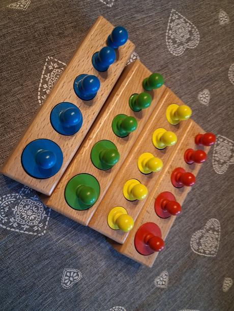 Montessori valčeky, 