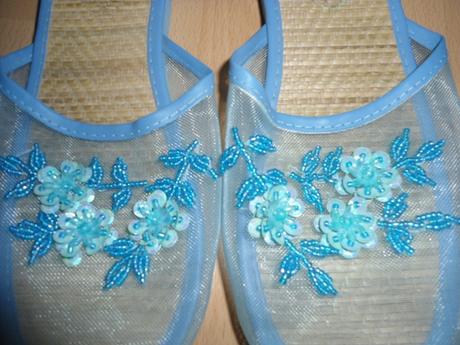 Modre letne papucky, 33