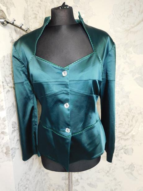 B2 balizza luxusny kostym, 40