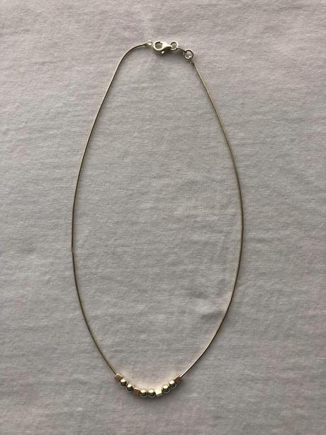 Strieborny nahrdelnik,