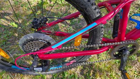 Bicykel cube 240, 24