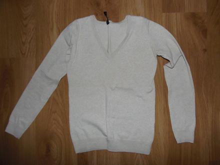 Sveter - málo nenosený, s