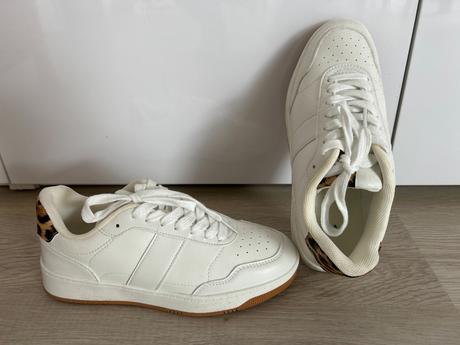 Raz obute dievcenske tenisky vel. 36, c&a,36