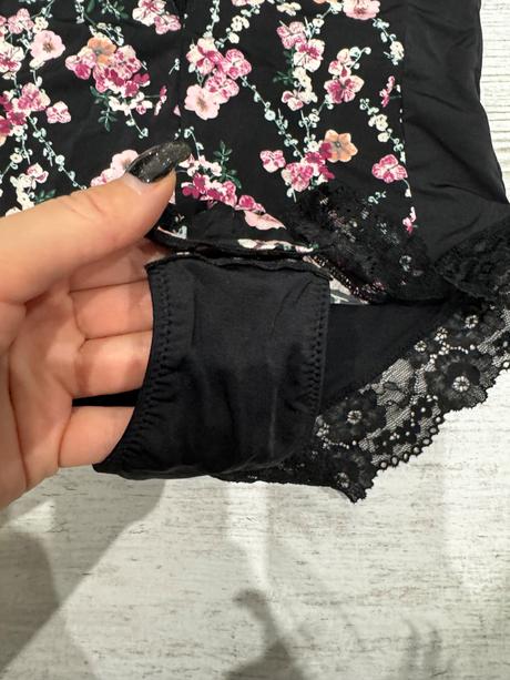 Kvetinové body s, h&m,s