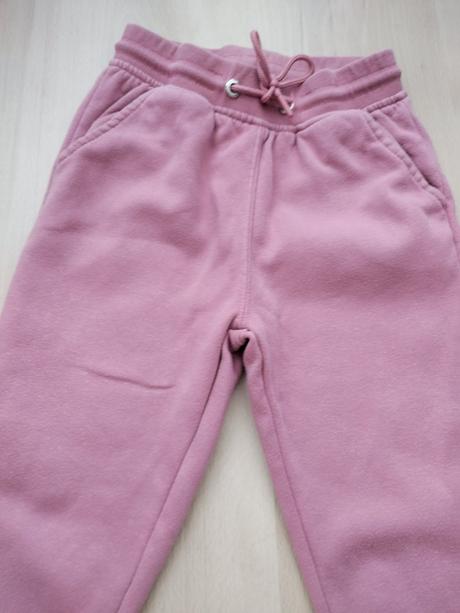 Krásne tepláky reserved 146 /152, reserved,146