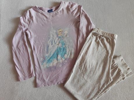 Pyžamo č. 122, disney,122