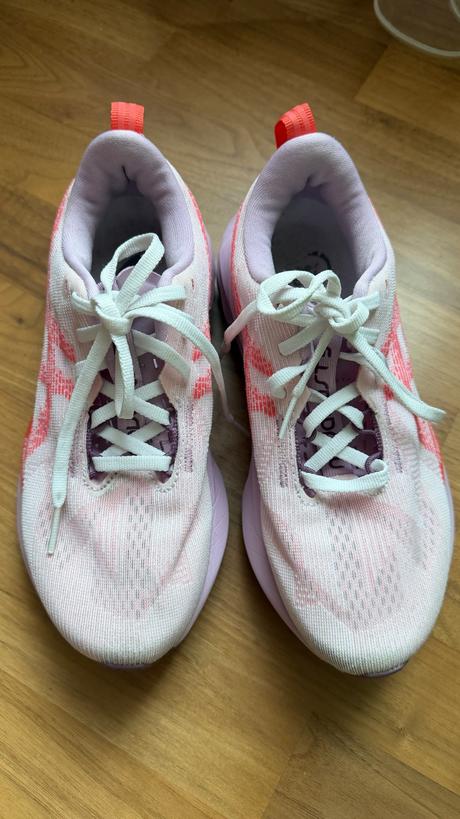 Bezecke damske asics novablast 5 topanky, asics,37