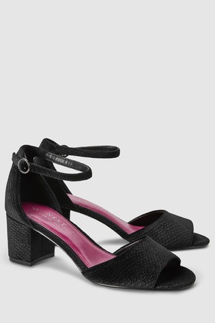 Zamatové sandále, next,41