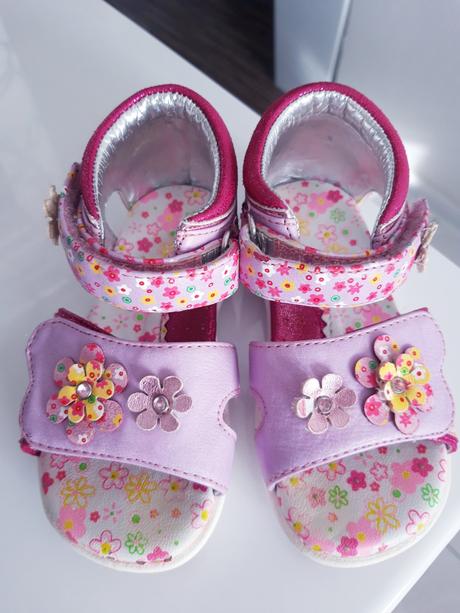 Ortopedicke sandalky, 22