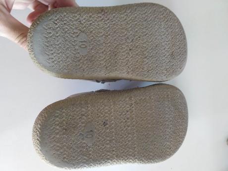 Fake barefoot topanky, 27