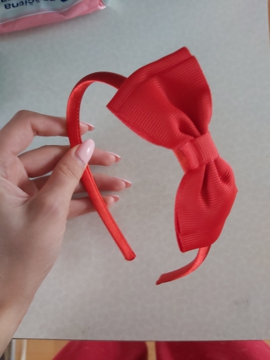 Krásny snehulienka kostým s doplnkami,