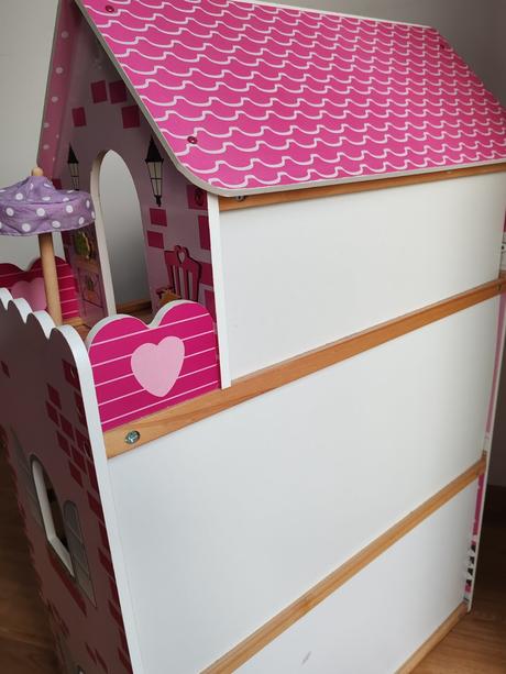 Dreveny domcek pre babiky, 