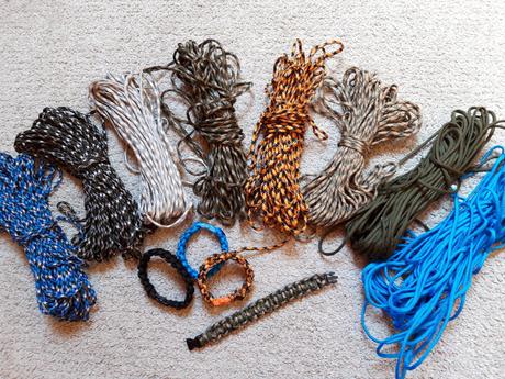 Paracord - náramok,