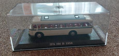 Autobus ifa h6 b 1958, 
