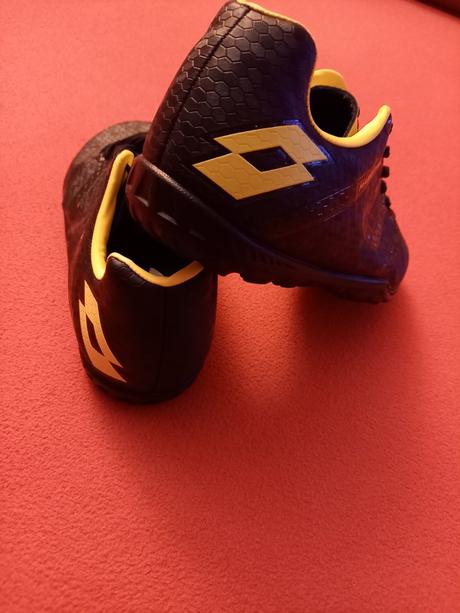 Turfy - cena je už s poštovným, lotto,35