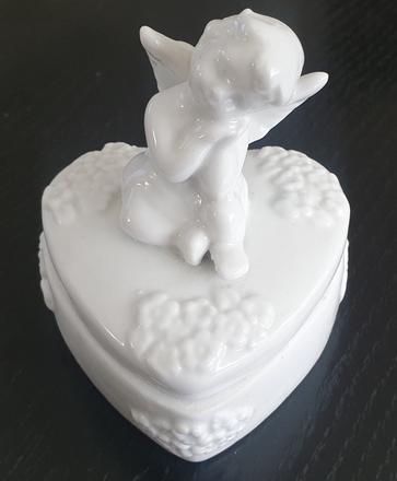 Keramicka sperkovnica s anjelikom,