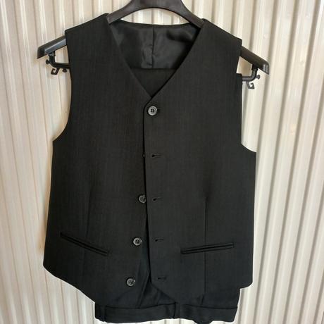 Nohavice s vestou, 158