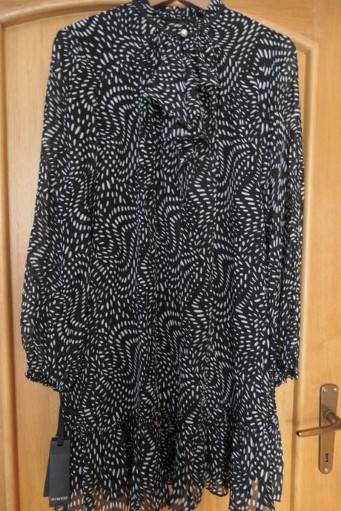 Pinko nove luxusne pohodlne, krasne saty m, pinko,m