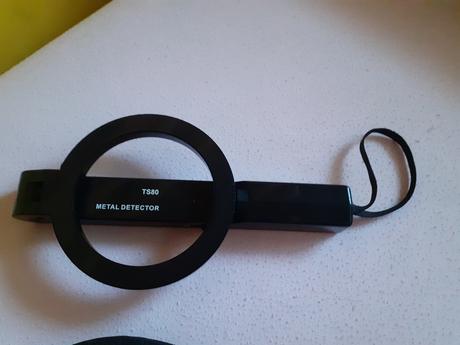 Detektor kovu ts80,