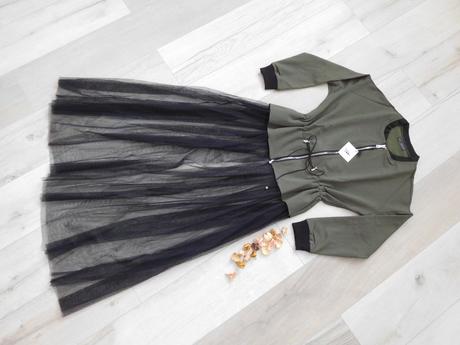 Mikinky bavlnené s tilovou suknicou s/m nová, 36