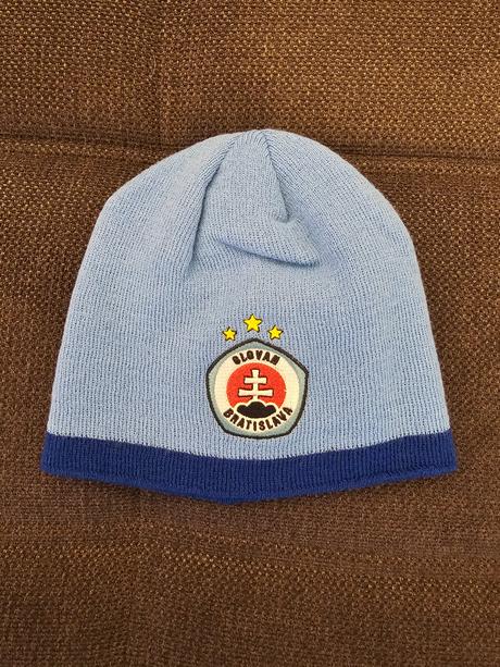 Čiapka a šál  - orig. šk slovan bratislava, kappa,m