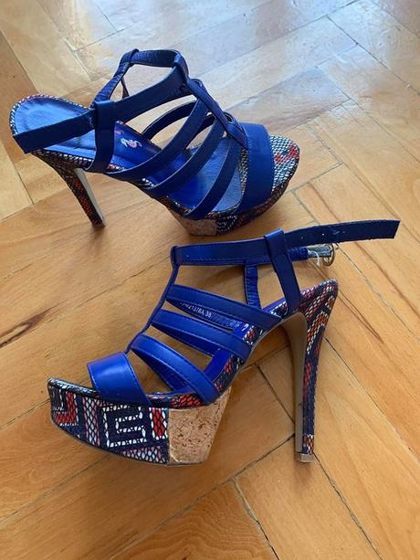 Dámske extravagantné topanky, 39