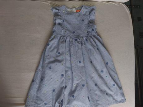 Slavnostne letne saty v top stave, staccato,128