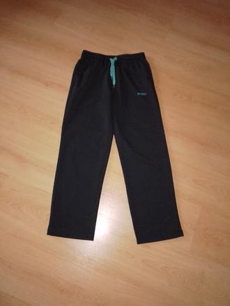 Čierne tepláky 152/158, 152