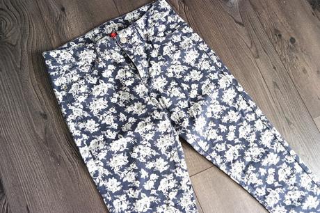 H&m kvietkované nohavice, v. 38, h&m,38