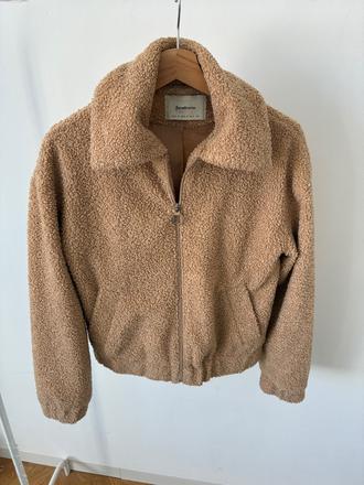 Stradivarius bunda, stradivarius,s