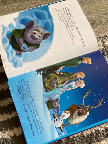 Ľadové kráľovstvo - polárna žiara zlatá kniha, 