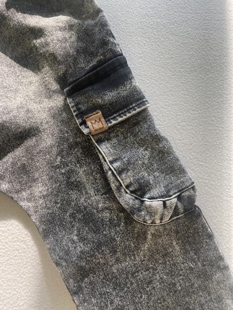 Nohavice z makkej rifloviny, 122