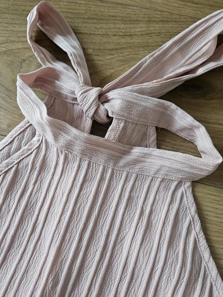 Letné šaty na zaväzovanie okolo krku shein, m