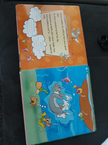 Puzzle kniha tom a jerry, 