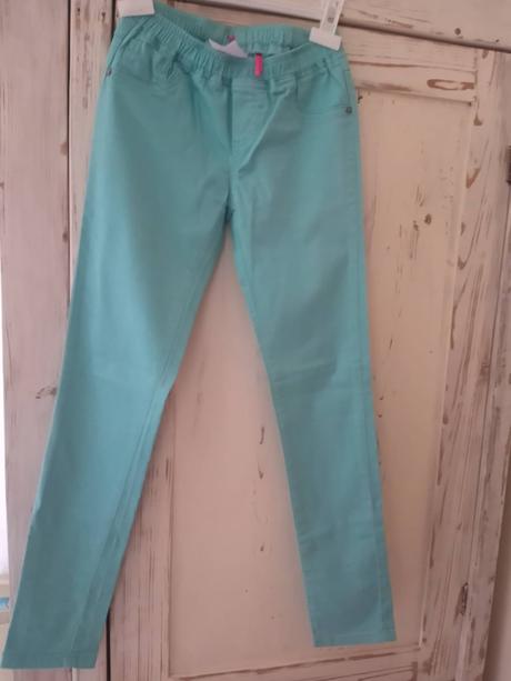 Nohavice do školy, 158