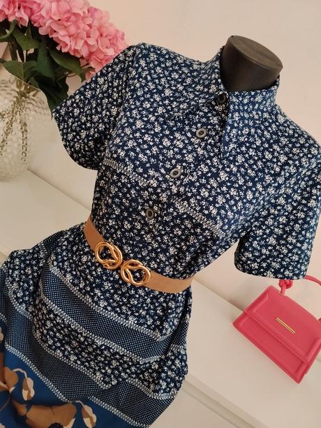 Elegantné košeľové šaty s kvetinovým vzorom, m