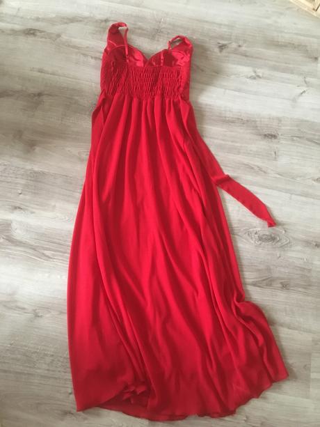 Spoločenské šaty, 38