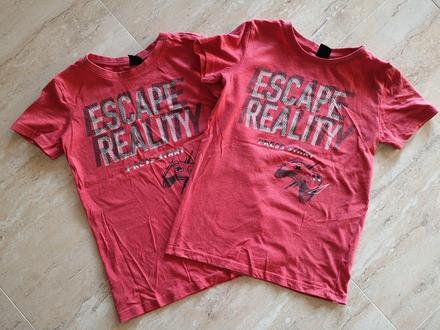 Červené tričká, 158