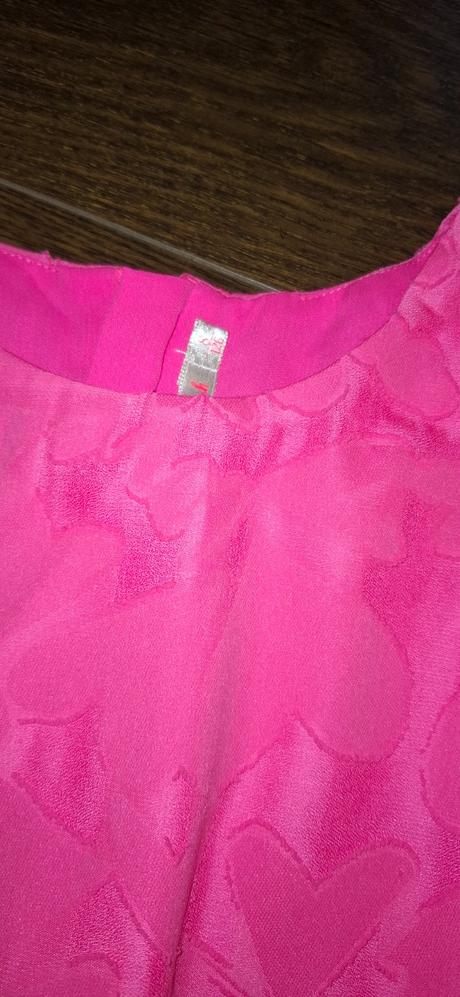 Billieblush cyklamenové šatky, 122